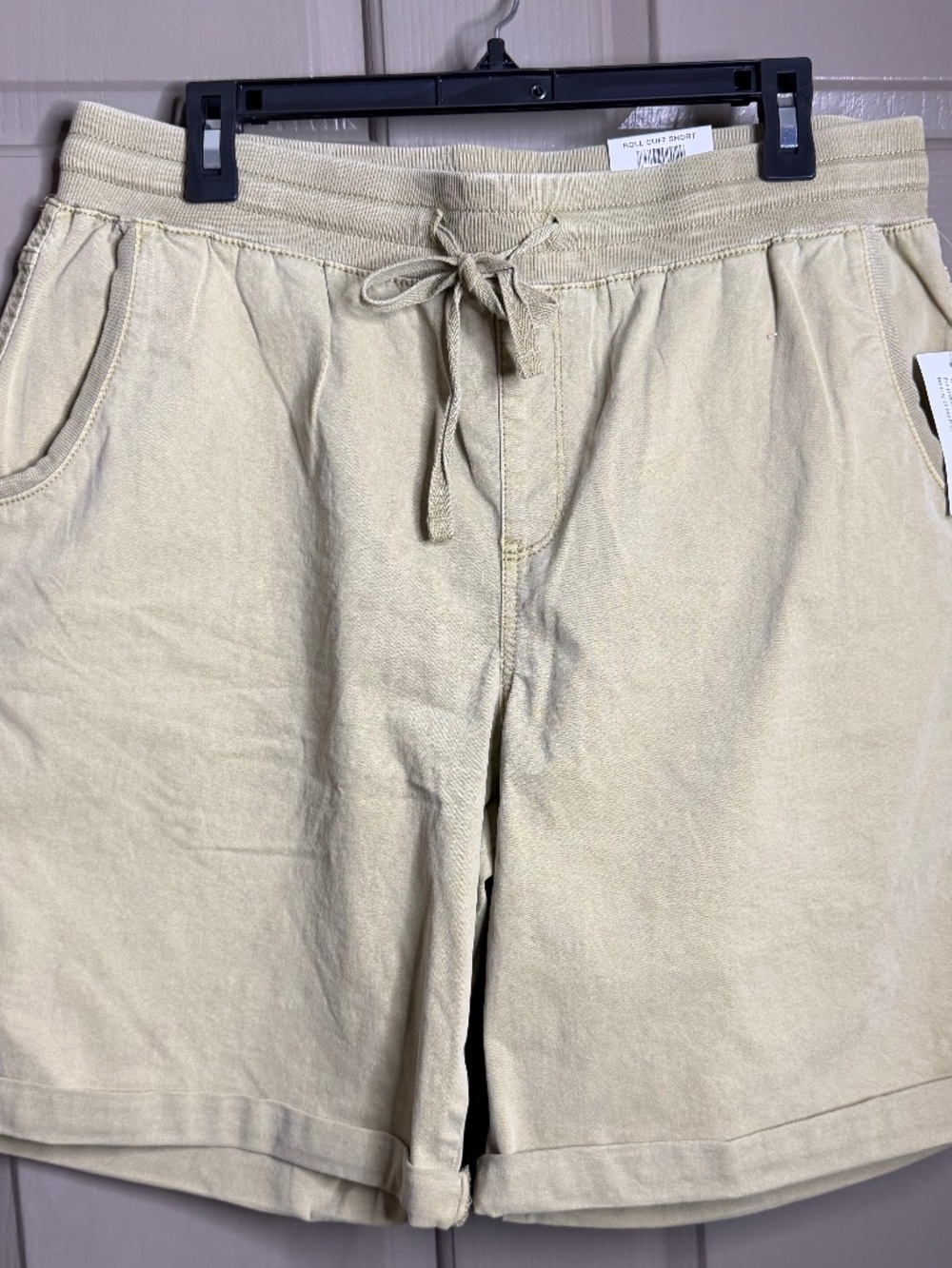 Style & Co Women’s Cargo Roll-Up Cuff Shorts Size Large NWT